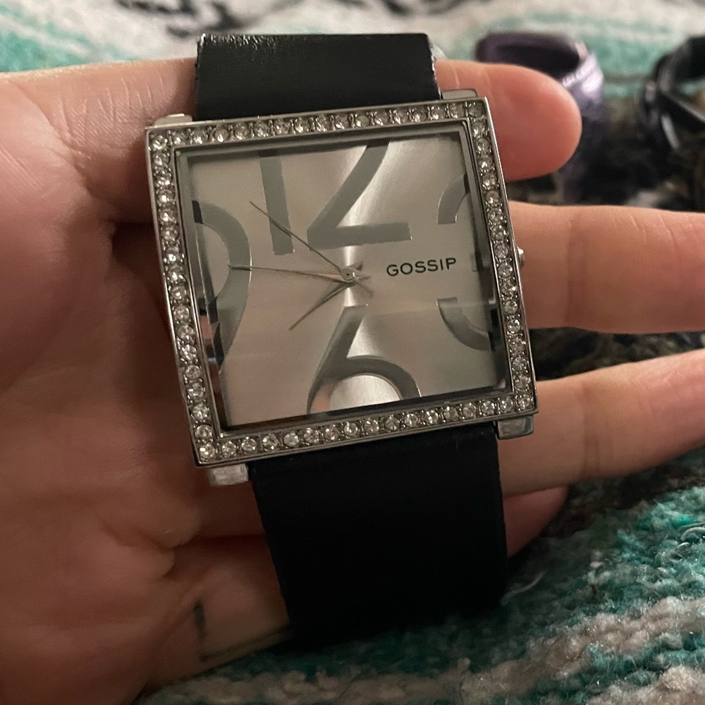 VINTAGE GOSSIP WATCH